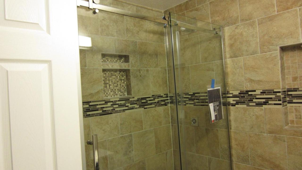 Highpoint Modern/Retro Condo מראה חיצוני תמונה